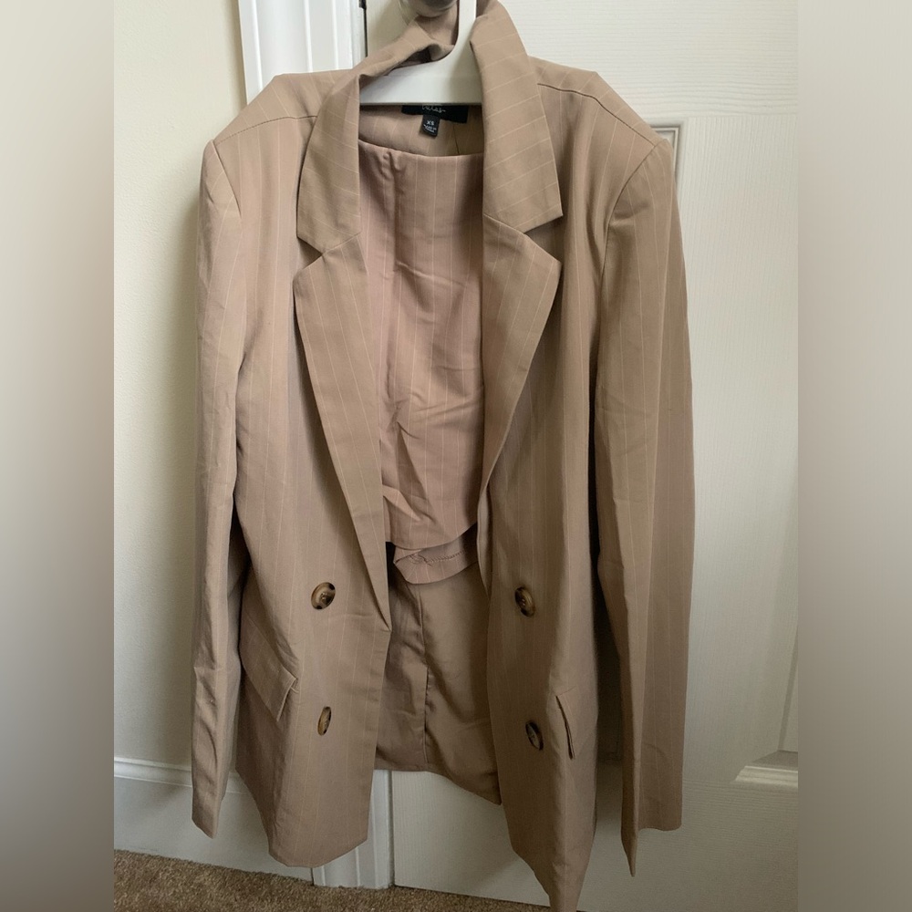 Lulus Suit Set